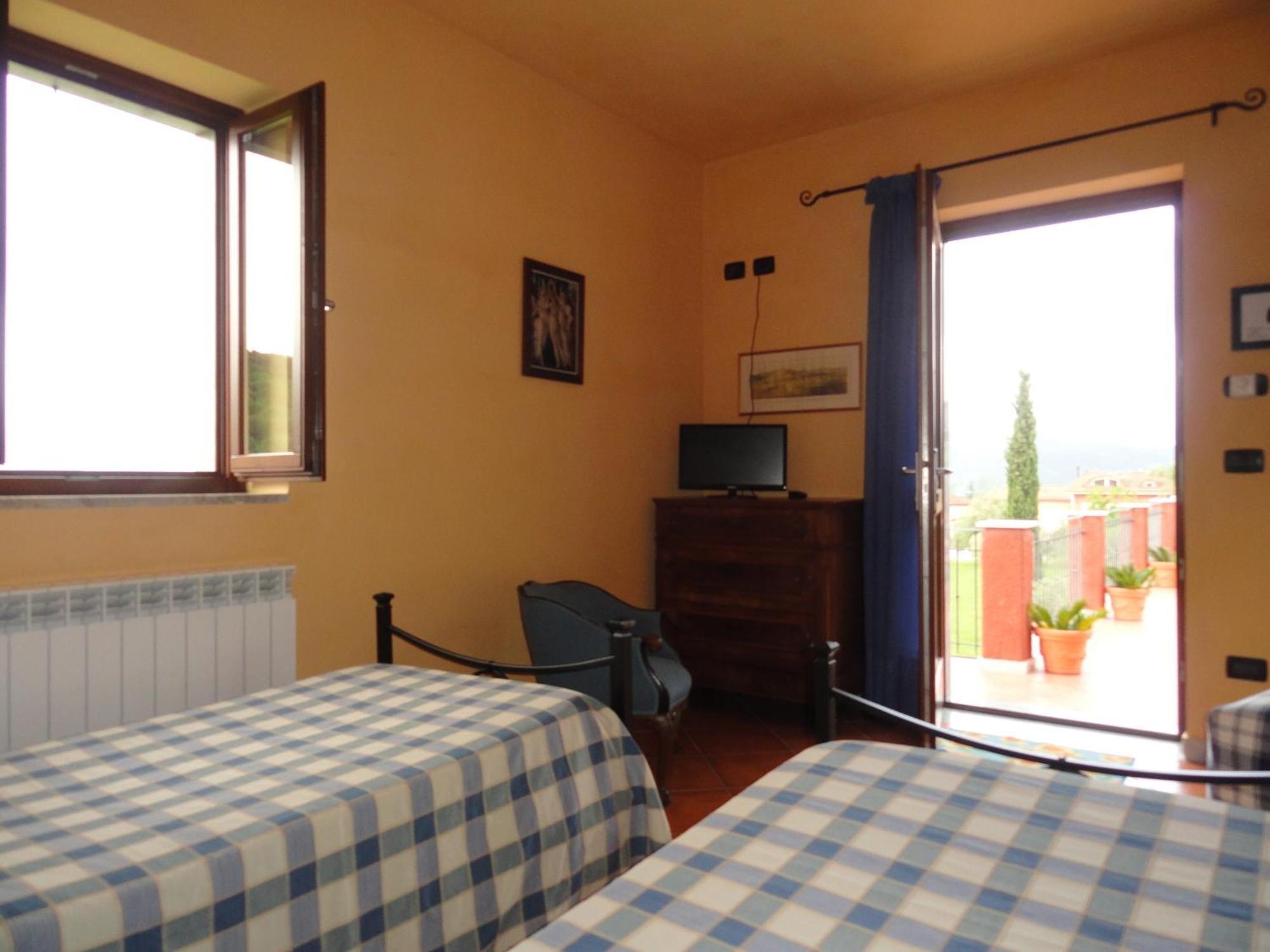 Bed and Breakfast Il Giardino Delle Esperidi Fosdinovo Habitación foto