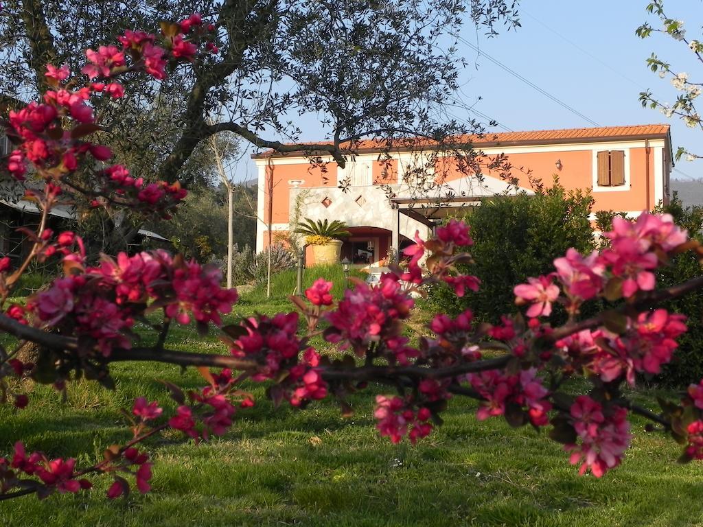 Bed and Breakfast Il Giardino Delle Esperidi Fosdinovo Exterior foto
