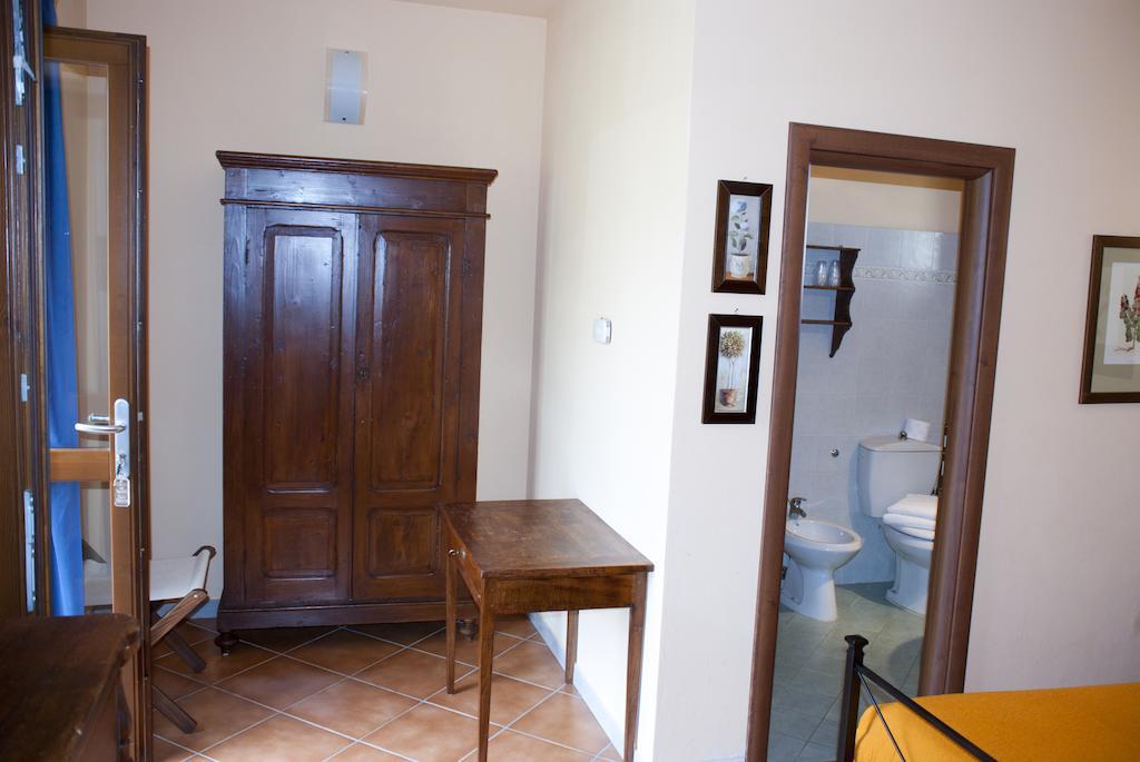 Bed and Breakfast Il Giardino Delle Esperidi Fosdinovo Habitación foto